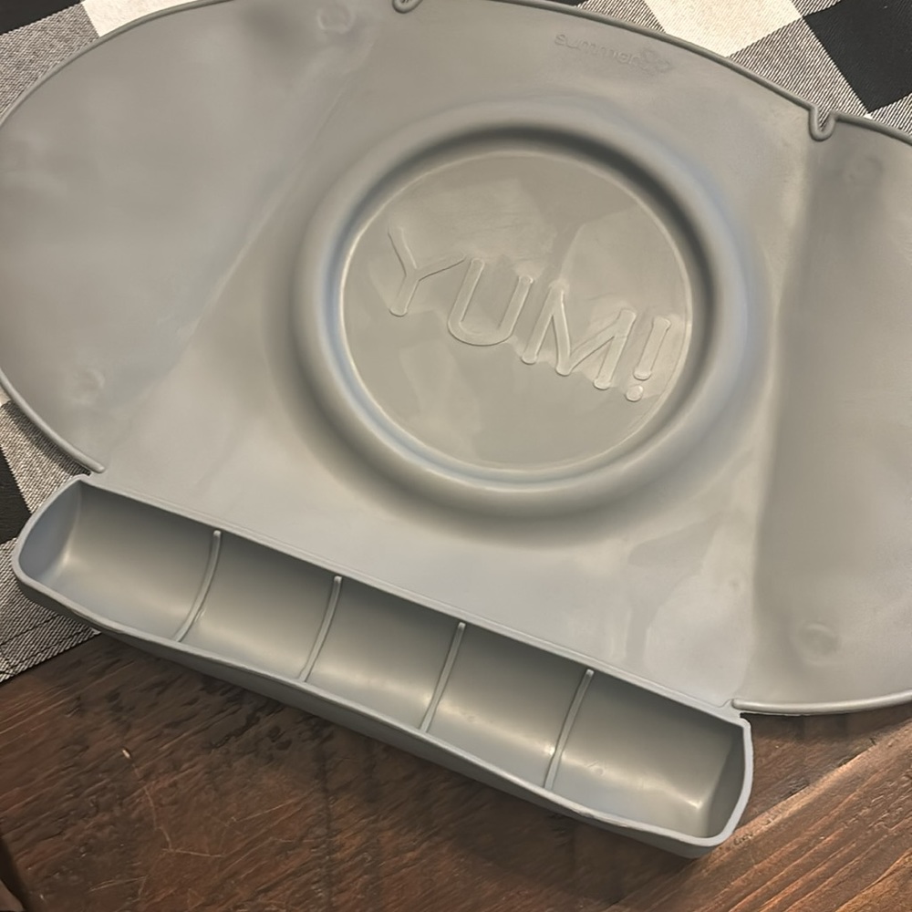 Silicone Table Mat - Picture 2 of 3